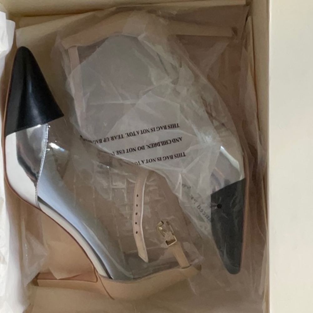 Sexy Strappy Heels - Picture 2 of 6